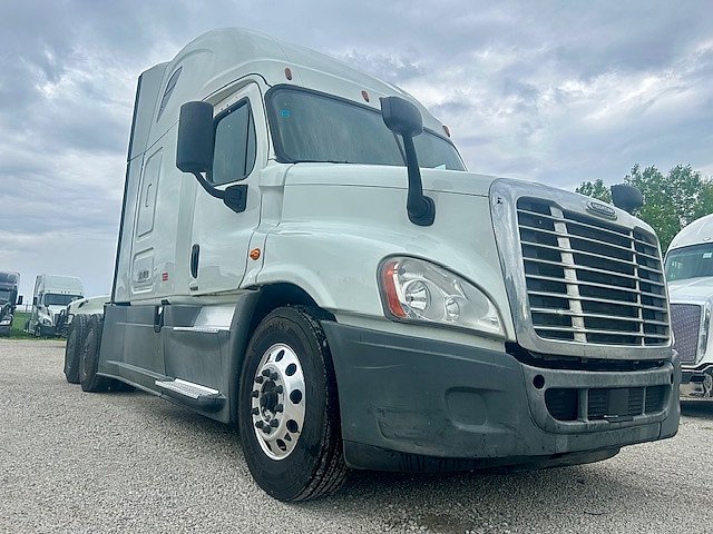 2019 Freightliner Cascadia 125